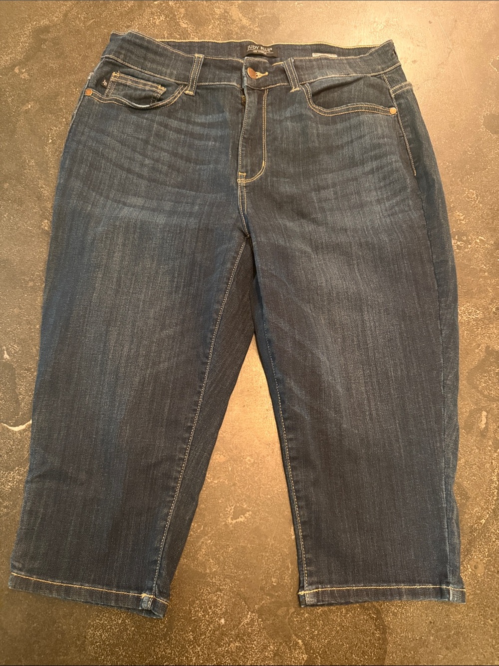 Judy Blue Men's Relaxed Dark Blue Denim Crop Jeans
